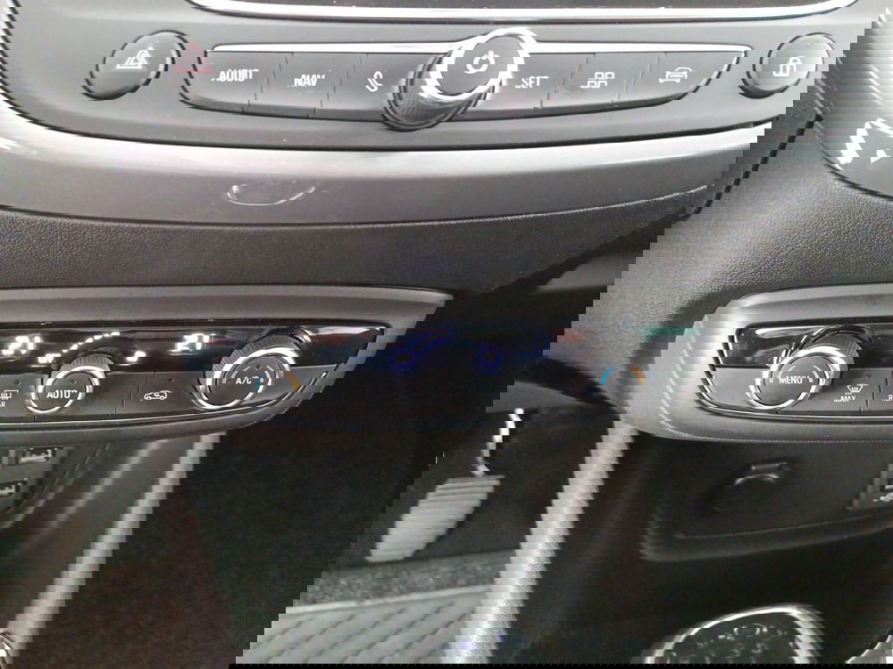 Opel Crossland usata a Treviso (19)