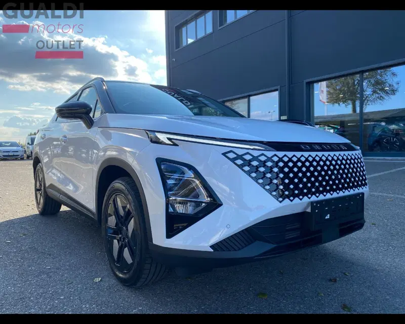 Omoda Omoda 5 SHS-H nuova a Modena