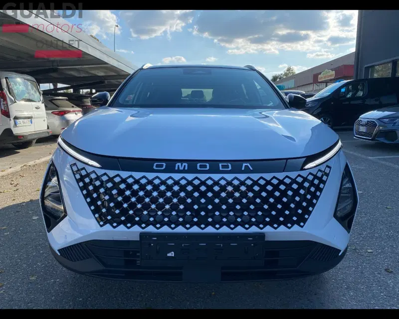 Omoda Omoda 5 SHS-H nuova a Modena (3)