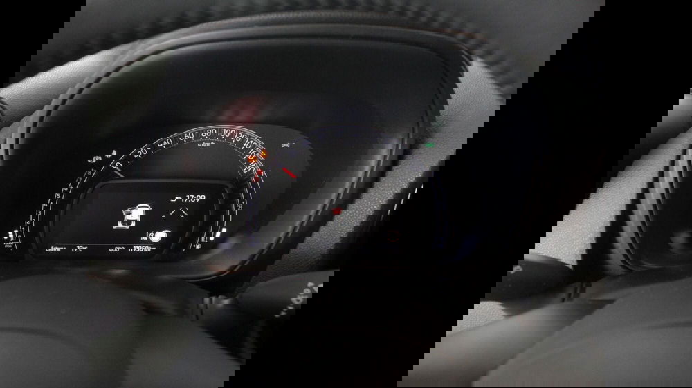 Toyota Aygo X usata a Palermo (12)