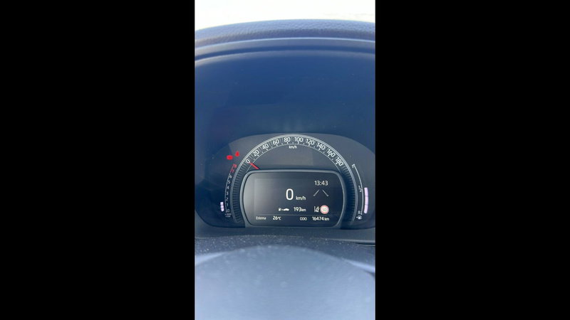 Toyota Aygo X usata a Palermo (12)