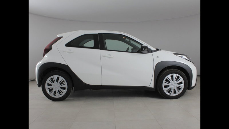 Toyota Aygo X usata a Palermo (13)