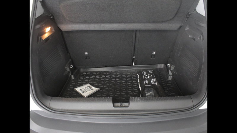 Opel Crossland usata a Palermo (6)