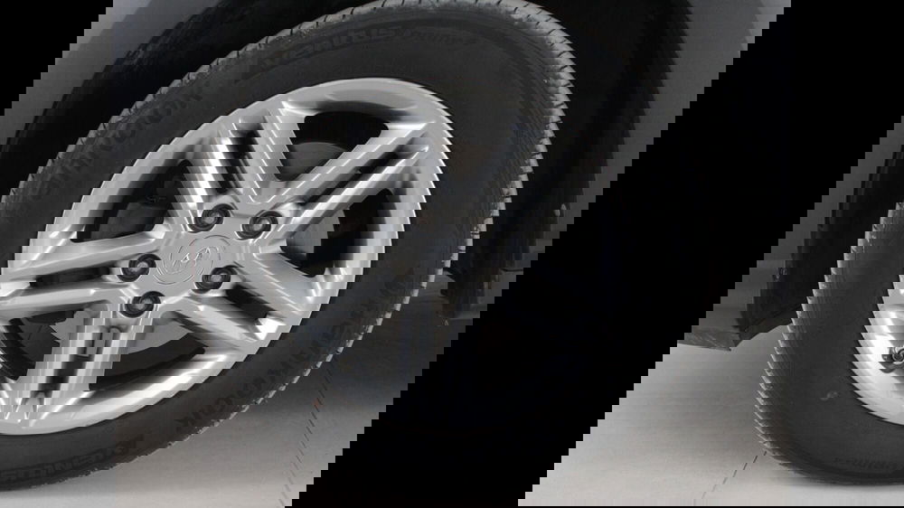 Hyundai Kona usata a Palermo (12)