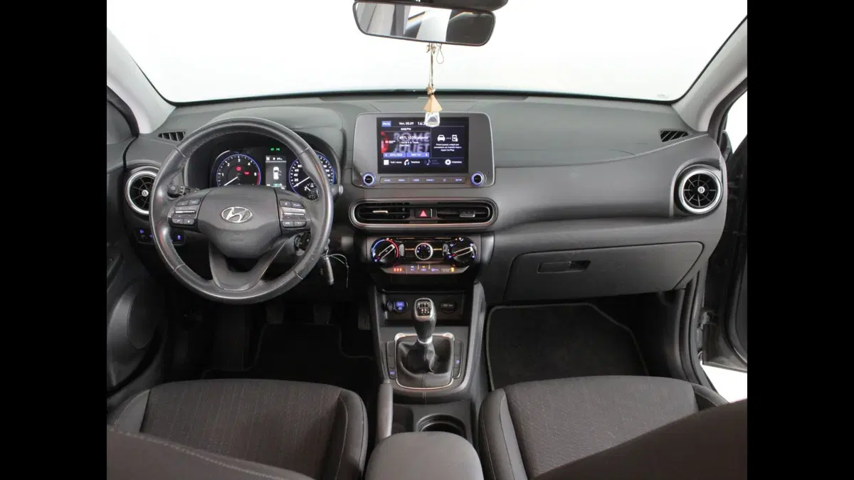 Hyundai Kona usata a Palermo (6)