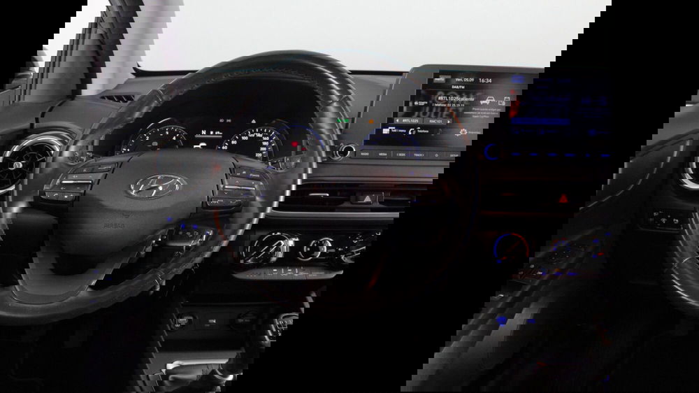 Hyundai Kona usata a Palermo (7)