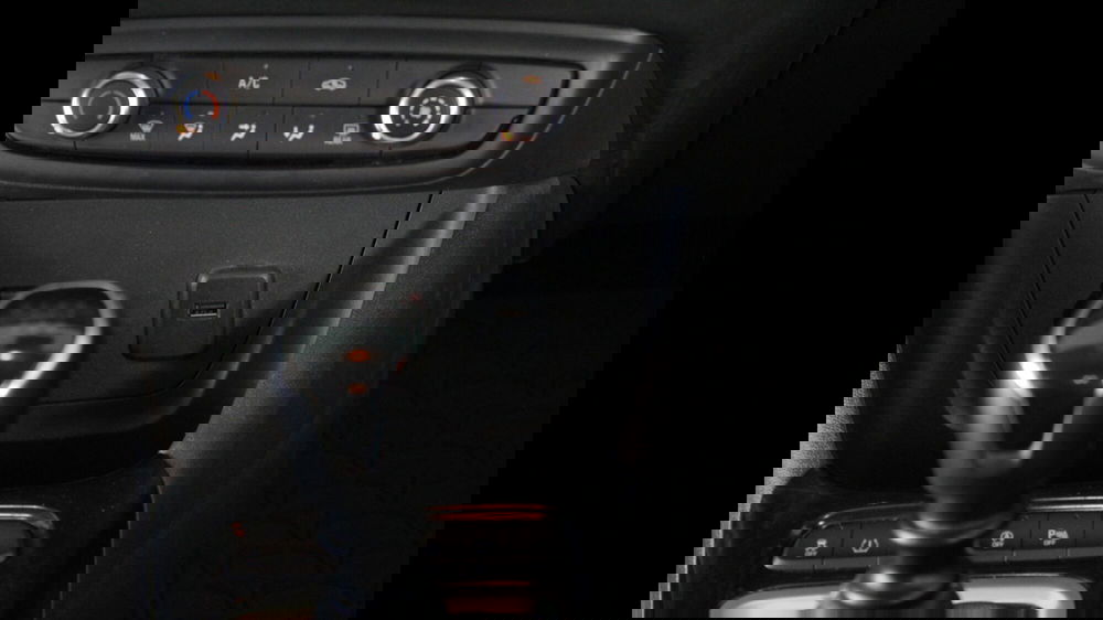 Opel Crossland usata a Palermo (14)