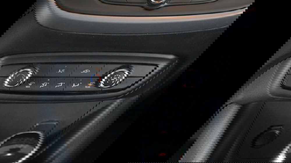 Opel Crossland usata a Palermo (18)