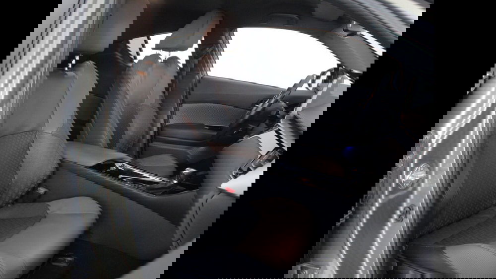 Toyota Toyota C-HR usata a Palermo (7)