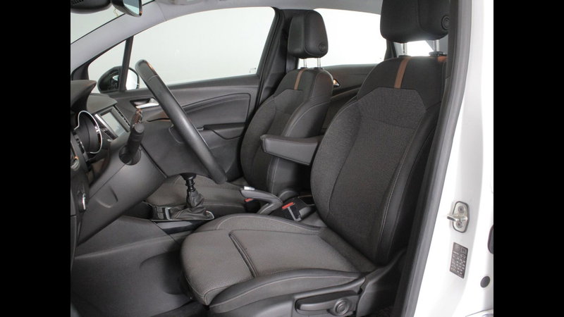 Opel Crossland usata a Palermo (11)