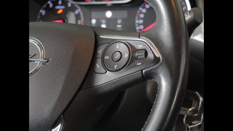 Opel Crossland usata a Palermo (18)