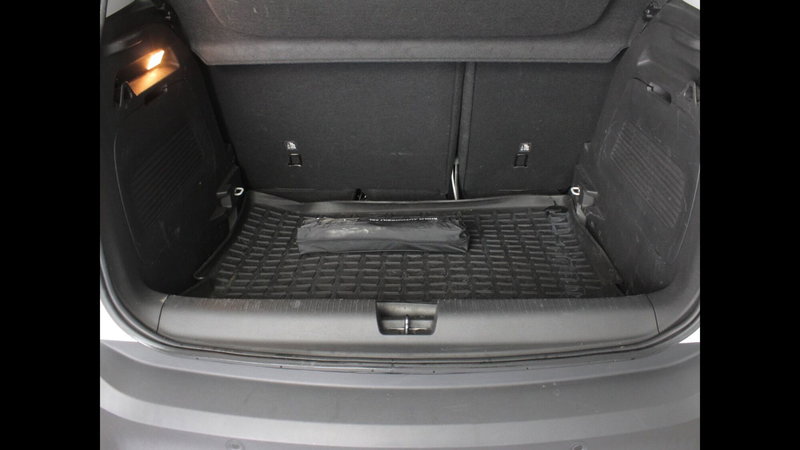 Opel Crossland usata a Palermo (6)