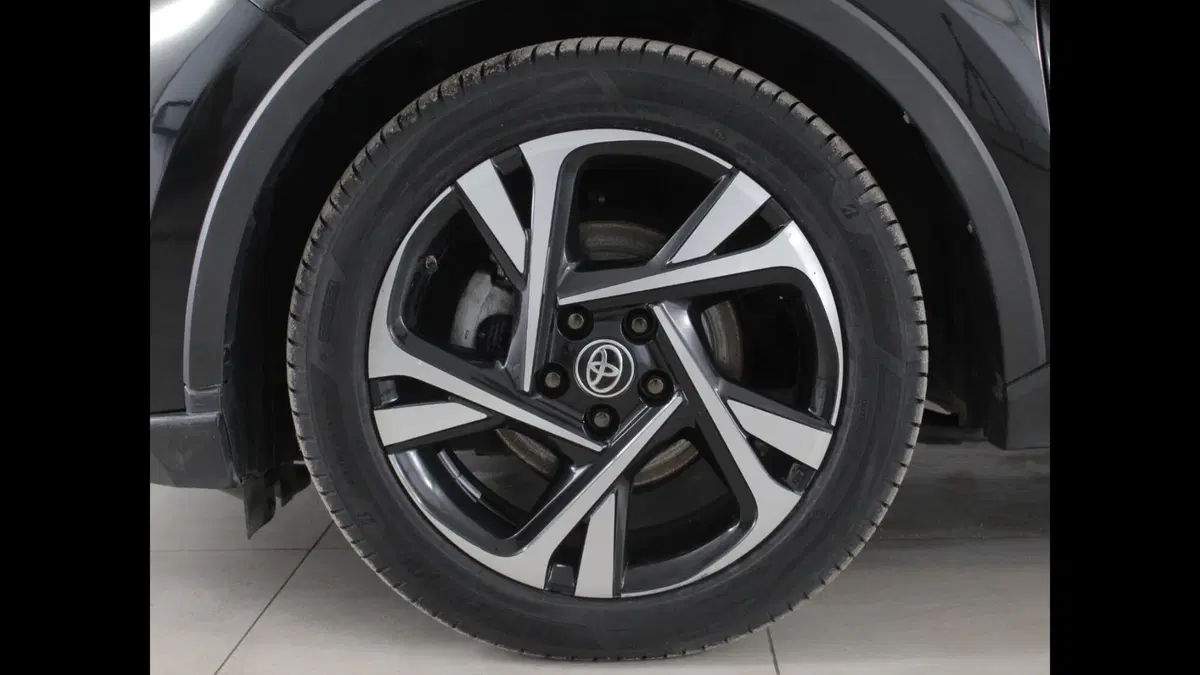 Toyota Toyota C-HR usata a Palermo (15)