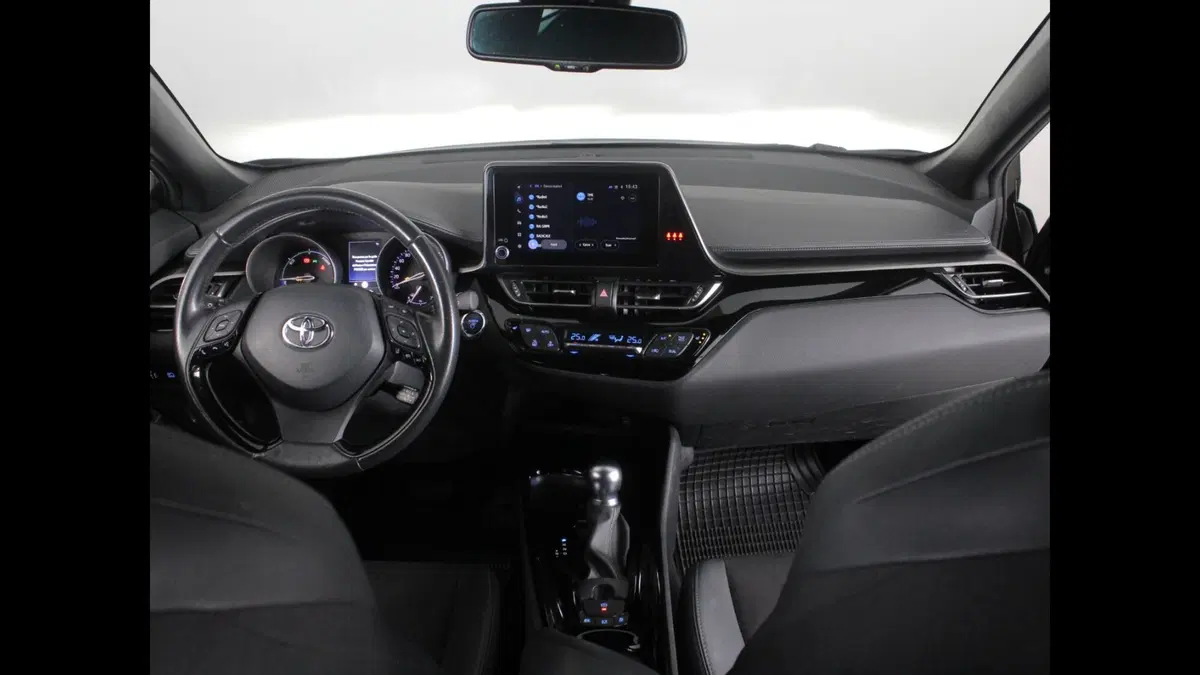 Toyota Toyota C-HR usata a Palermo (9)