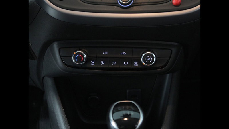 Opel Crossland usata a Palermo (19)