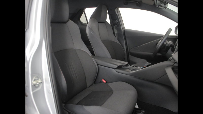 Toyota Toyota C-HR usata a Palermo (6)