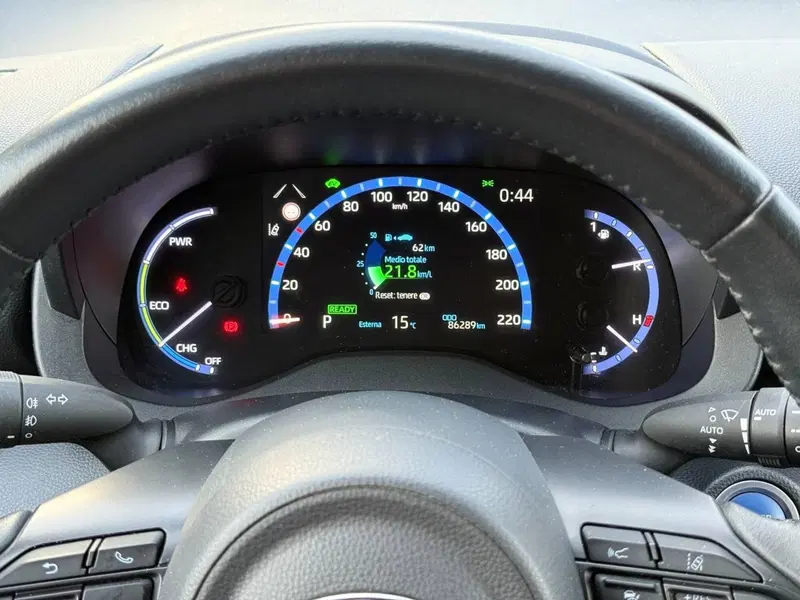 Toyota Yaris Cross usata a Palermo (13)