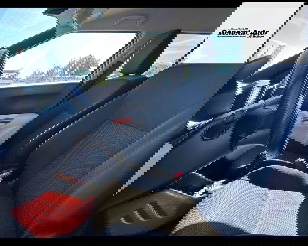 Suzuki Ignis usata a Lucca (12)