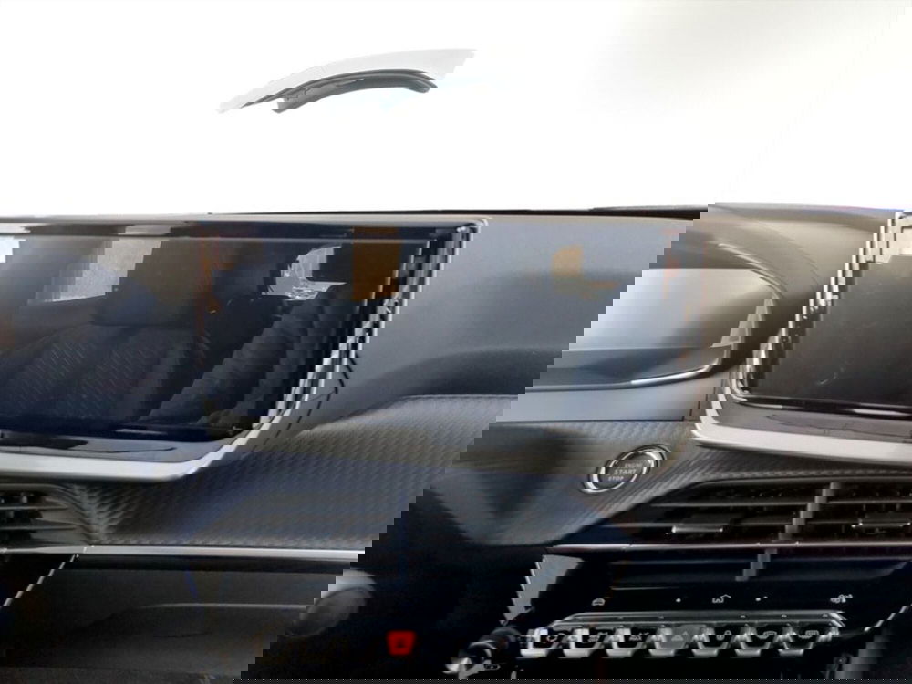 Peugeot 2008 nuova a Varese (8)