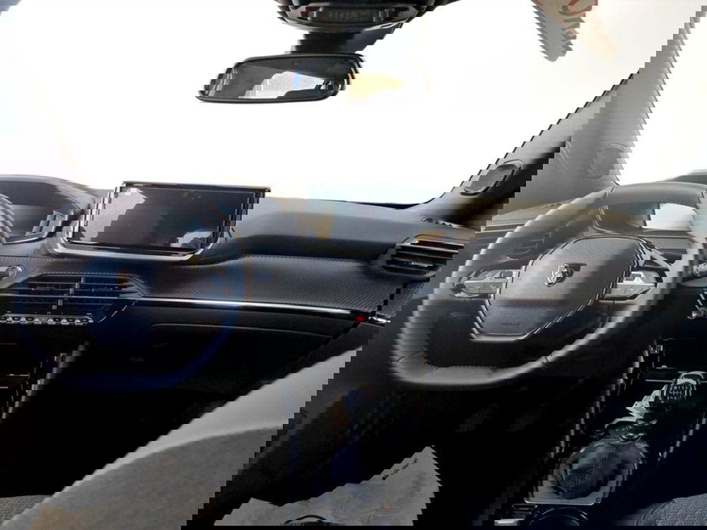 Peugeot 2008 nuova a Varese (9)