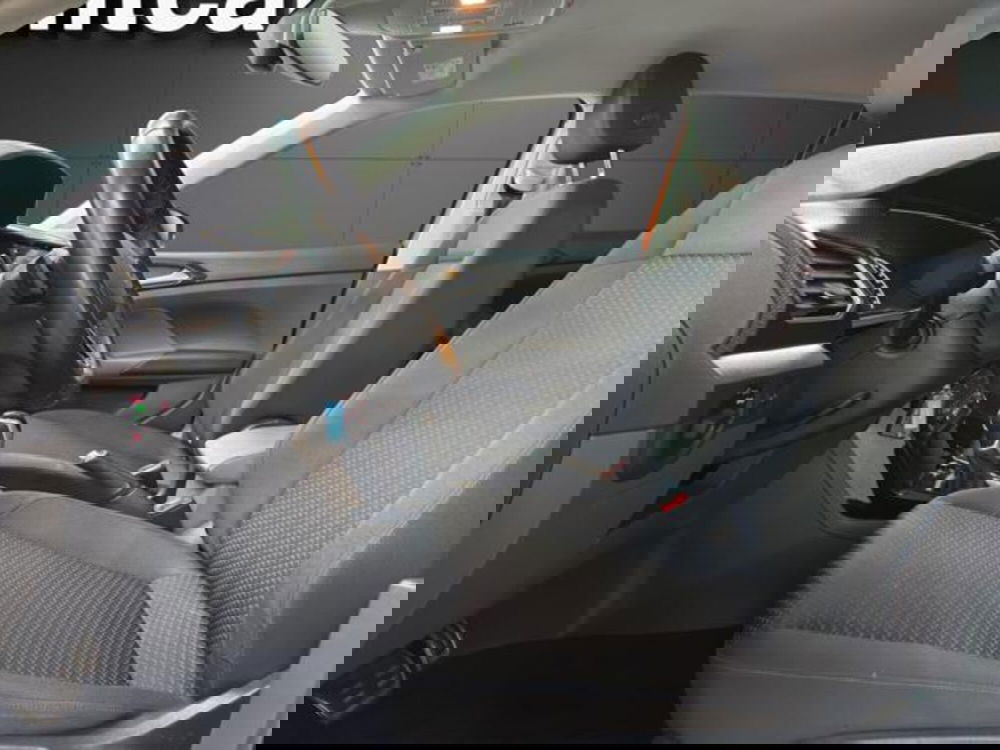 Volkswagen T-Cross usata a Milano (10)