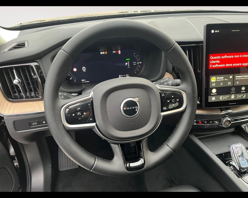 Volvo XC60 nuova a Ravenna (11)