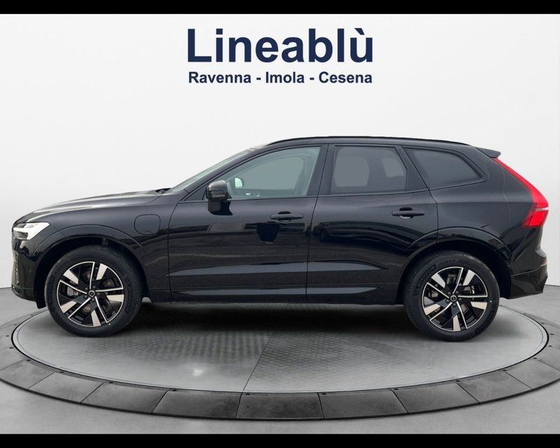 Volvo XC60 nuova a Ravenna (2)