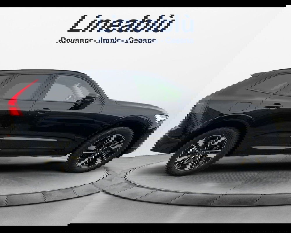 Volvo XC60 nuova a Ravenna (6)