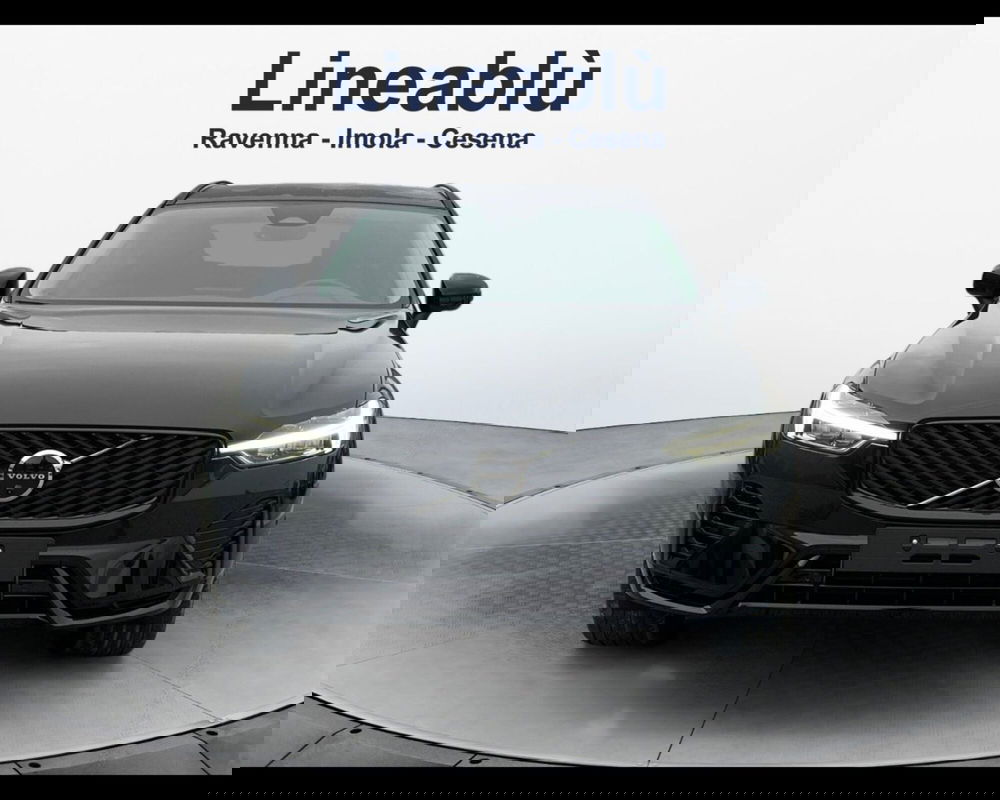 Volvo XC60 nuova a Ravenna (8)