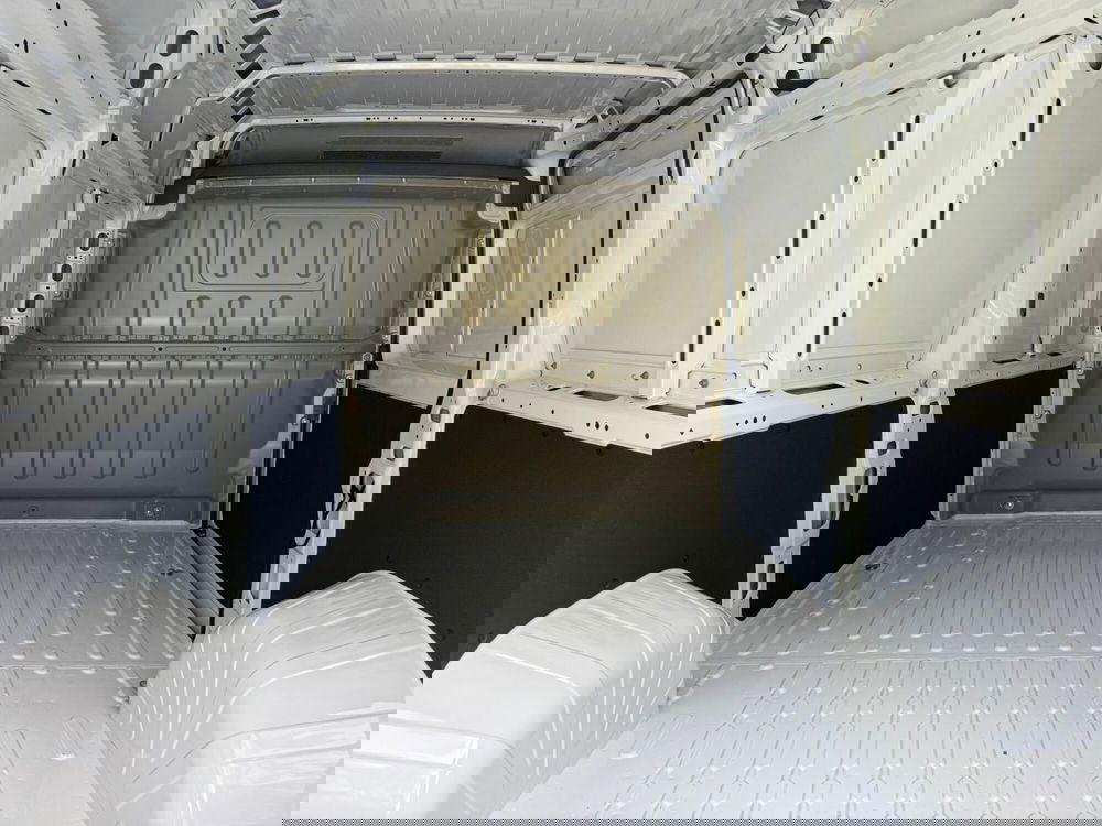 Peugeot Boxer Furgone nuova a Salerno (7)