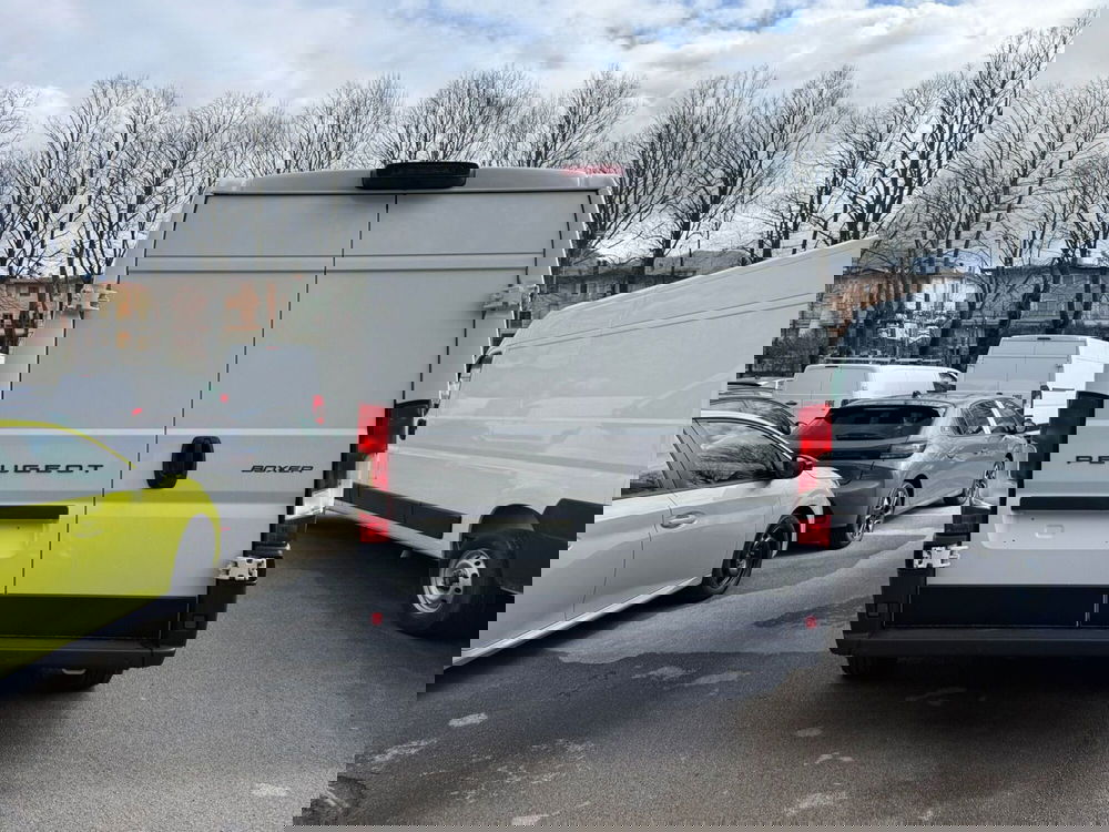 Peugeot Boxer Furgone nuova a Salerno (11)