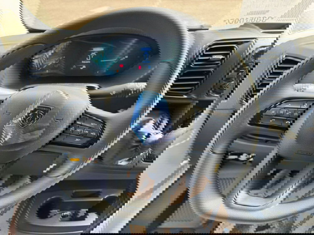 Peugeot Boxer Furgone nuova a Salerno (19)