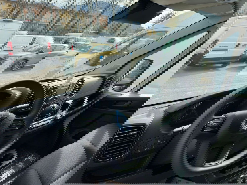 Peugeot Boxer Furgone nuova a Salerno (8)