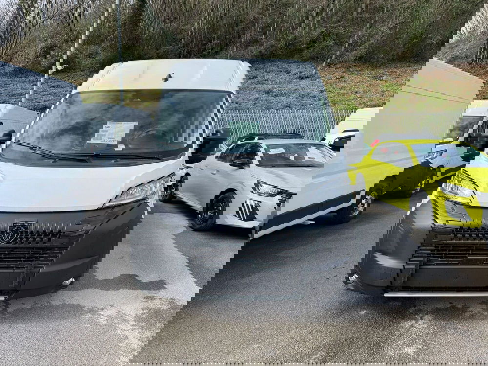 Peugeot Boxer Furgone nuova a Salerno (9)