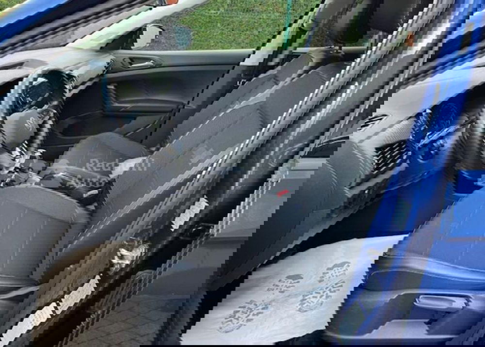 Volkswagen T-Cross usata a Lecco (5)