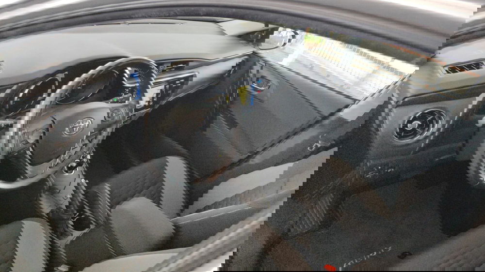 Toyota Auris usata a Firenze (4)