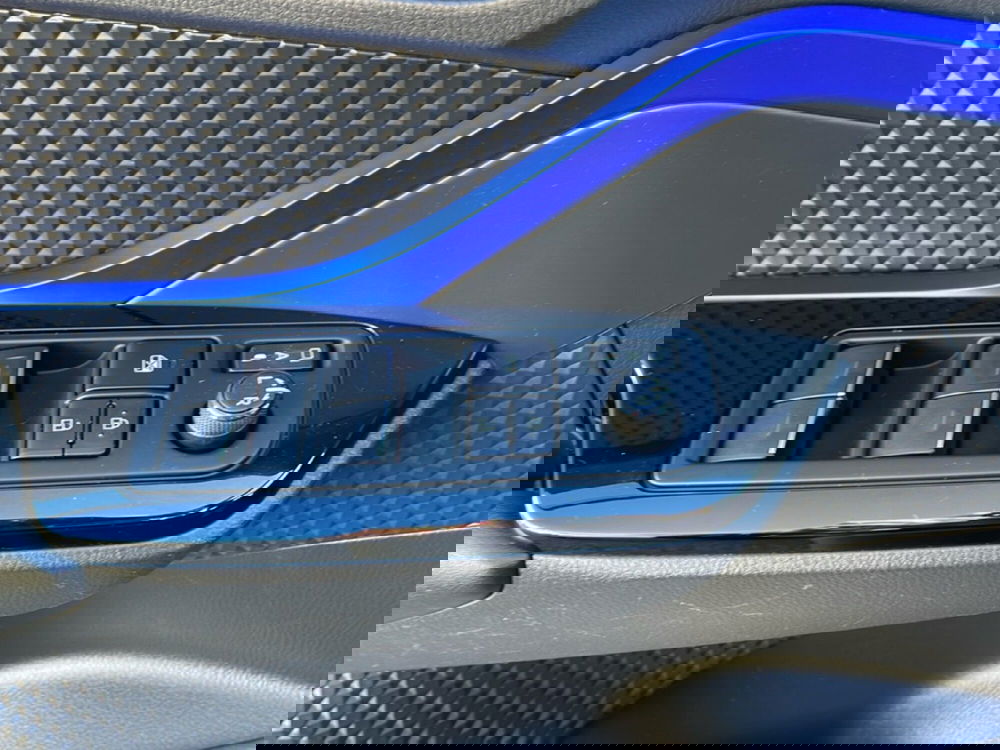 Toyota Toyota C-HR usata a Frosinone (15)