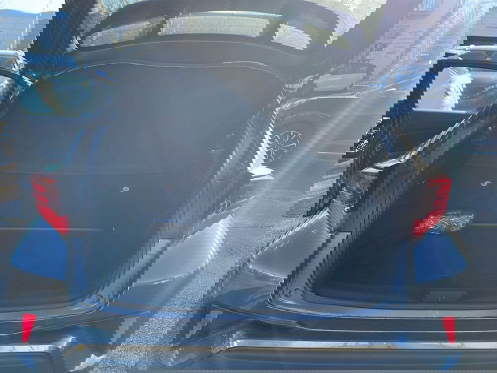 Toyota Toyota C-HR usata a Frosinone (19)