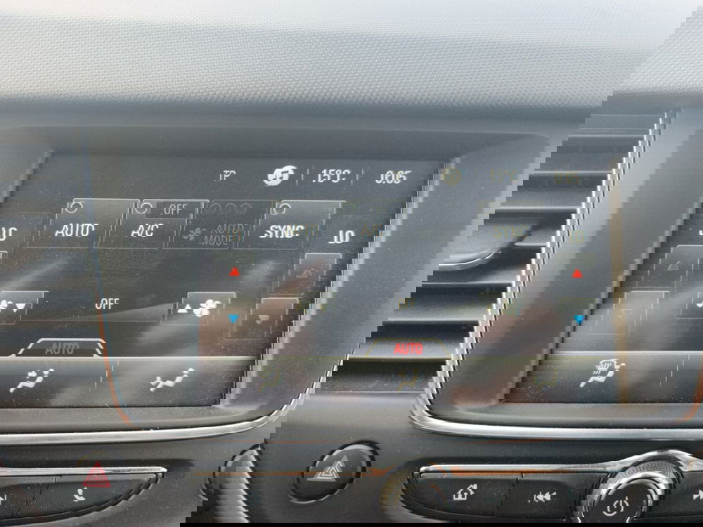 Opel Crossland usata a Frosinone (16)