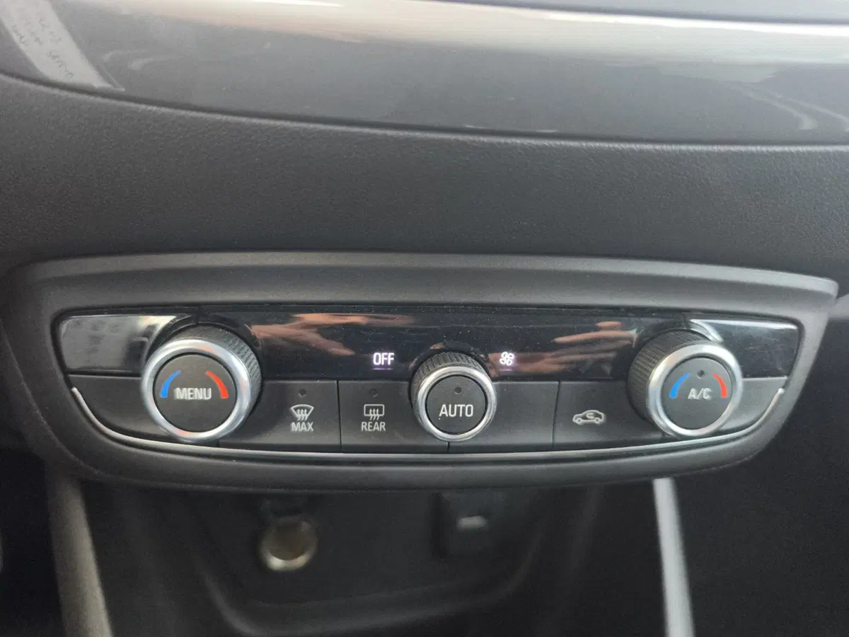 Opel Crossland usata a Frosinone (17)