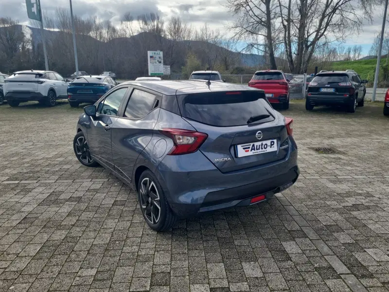 Nissan Micra usata a Lucca (4)