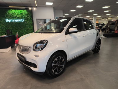 smart forfour forfour 70 1.0 twinamic Passion del 2016 usata a Catanzaro