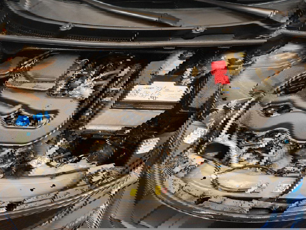 Toyota Aygo X usata a Catanzaro (13)