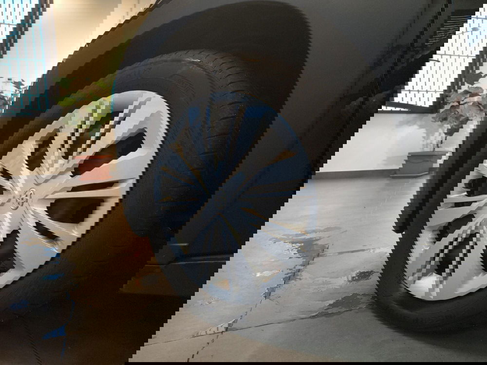 Toyota Aygo X usata a Catanzaro (15)