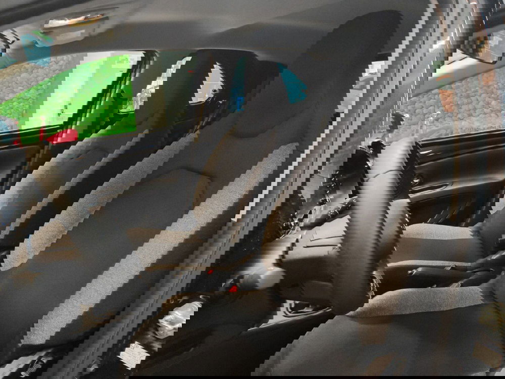 Toyota Aygo X usata a Catanzaro (17)