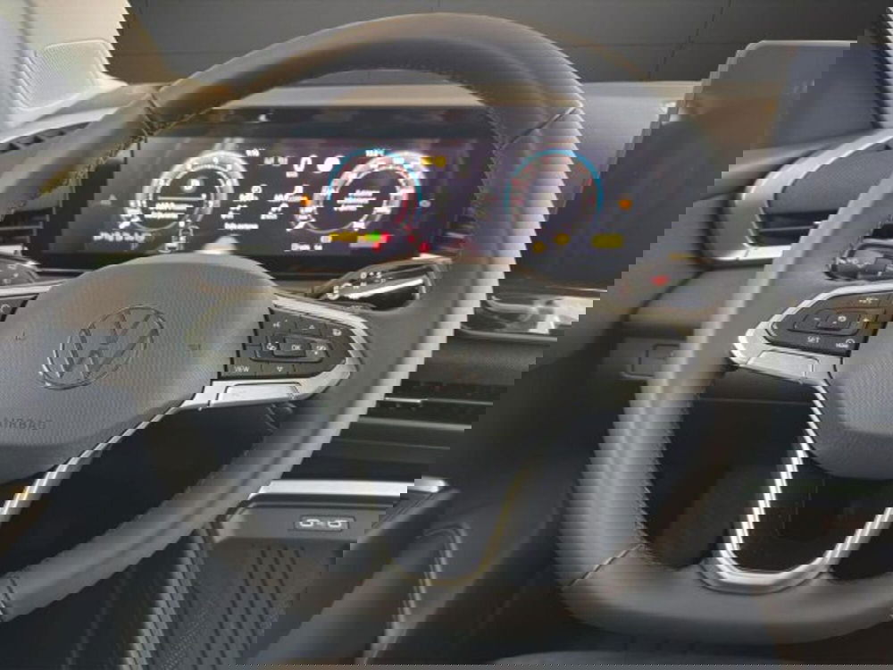 Volkswagen T-Roc nuova a Novara (10)