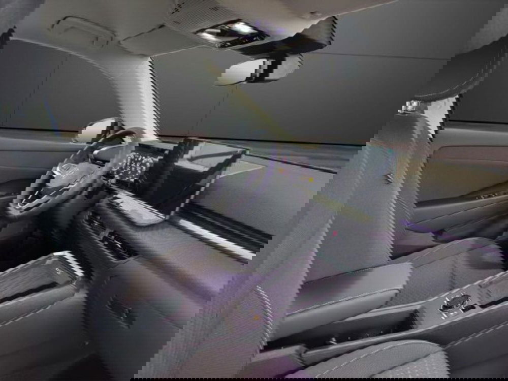 Volkswagen T-Roc nuova a Novara (8)