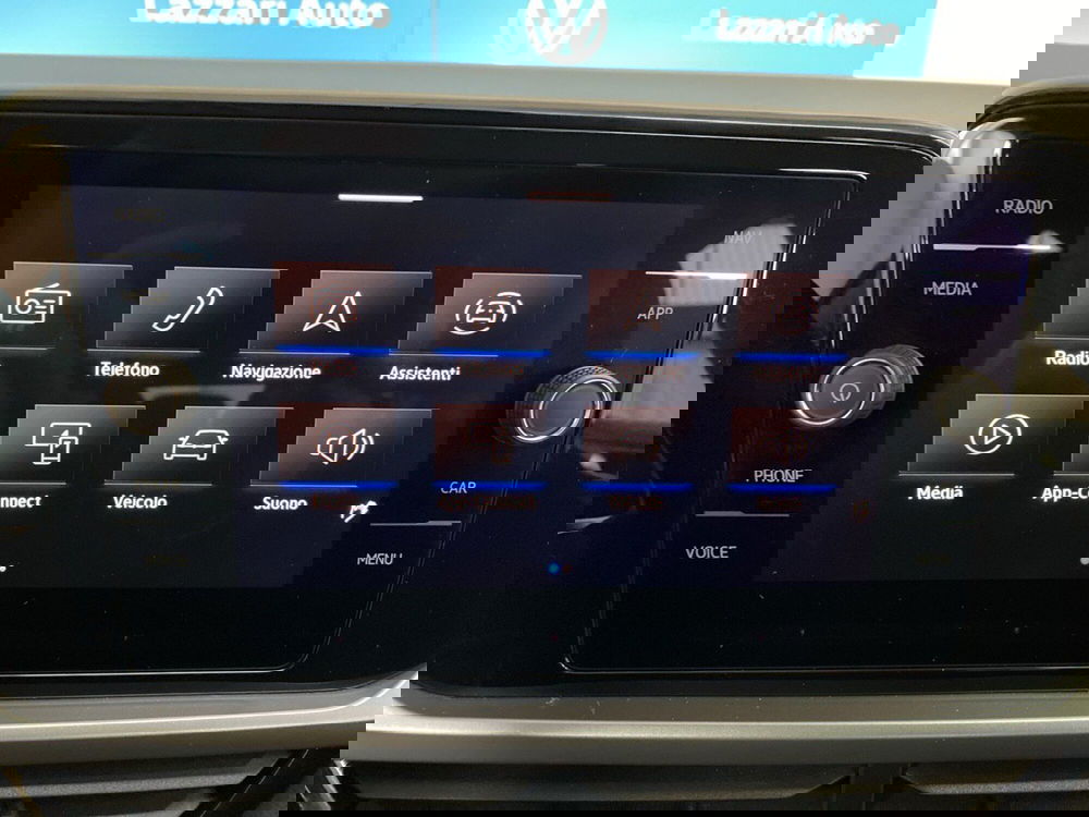 Volkswagen T-Roc usata a Lodi (13)