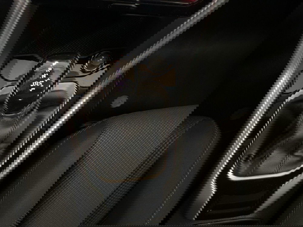 Volkswagen T-Roc usata a Lodi (11)