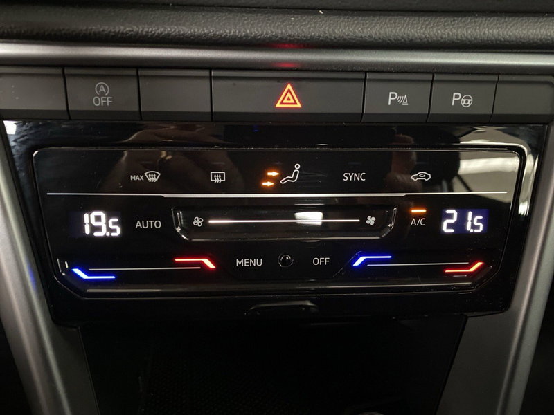 Volkswagen T-Roc usata a Lodi (12)